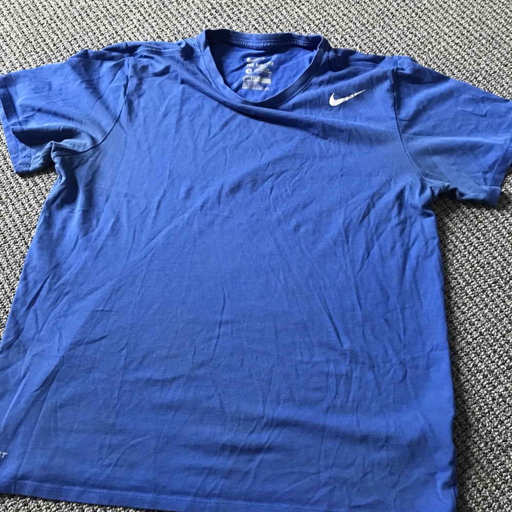 Nike Dri-Fit Athletic Cut Tee Large Blue